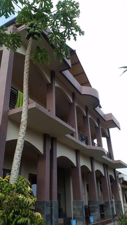 Kuta Bay Homestay Exterior foto